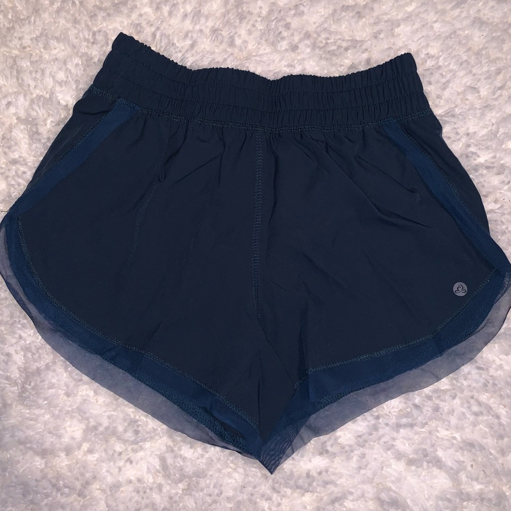 Apana workout shorts - XS